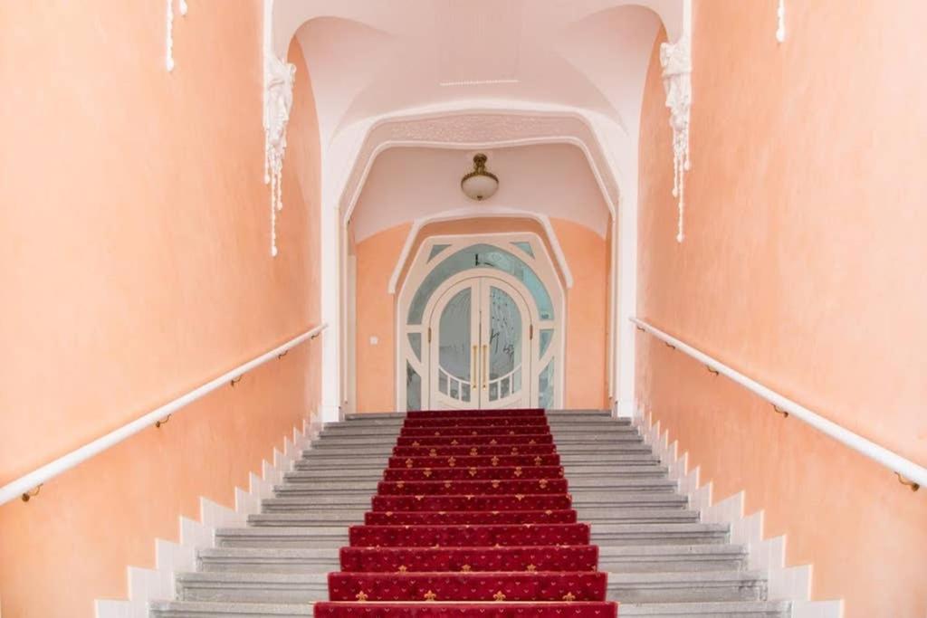 Design Studio Andel, All Historical Sights Walkable Praha Bagian luar foto